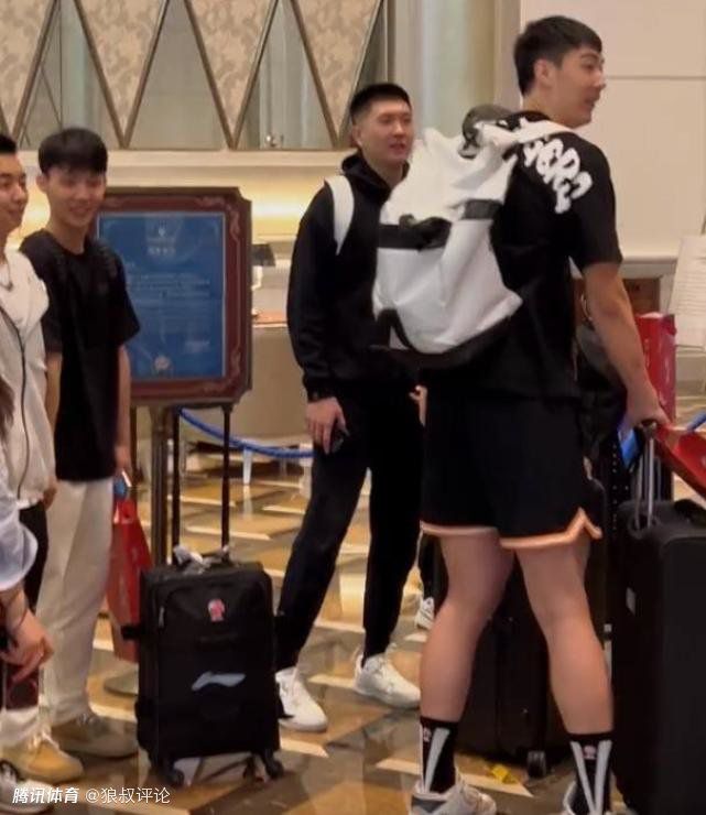 欧美v国产在线一区二区三区